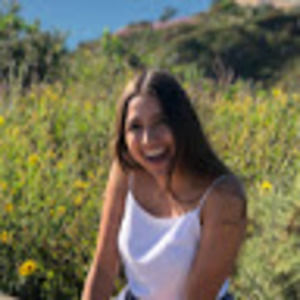 Meet your Posher, Cynthia